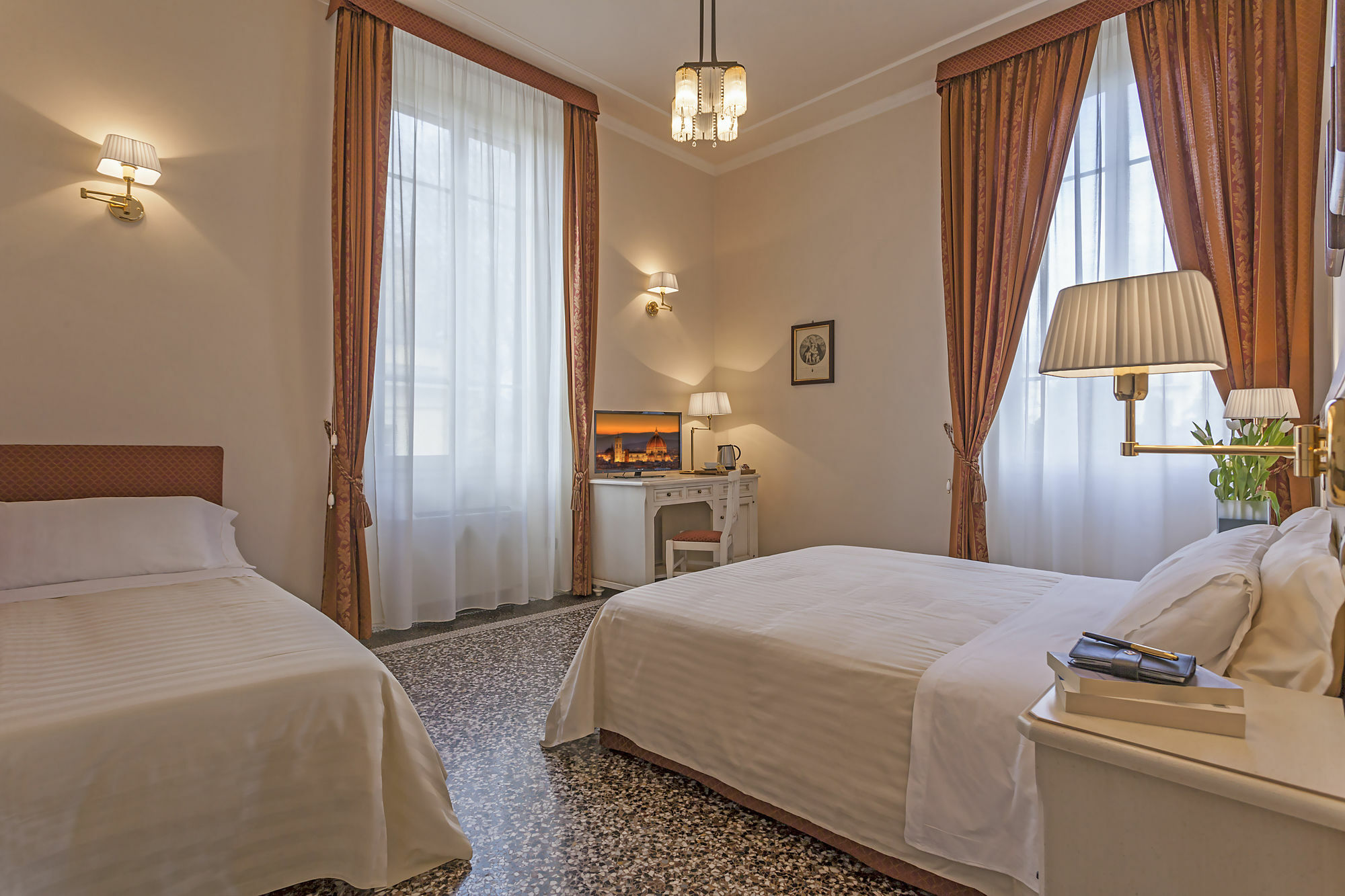 Hotel Astro Mediceo Florence Ngoại thất bức ảnh